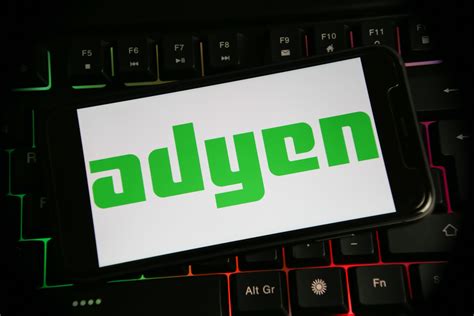 adyen token